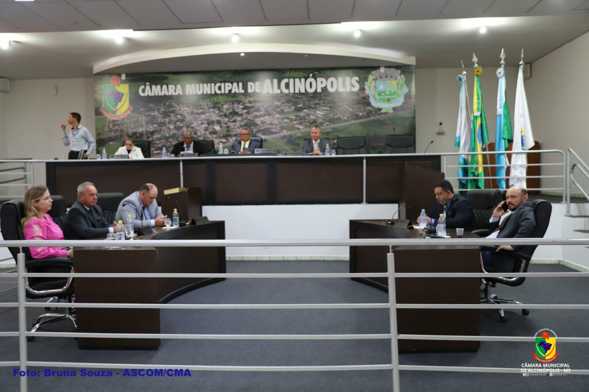 Imagem de compartilhamento para o artigo Câmara de Alcinópolis apresenta indicações, aprova projetos e mudança no nome da Secretaria Municipal de Ação Social da MS Todo dia